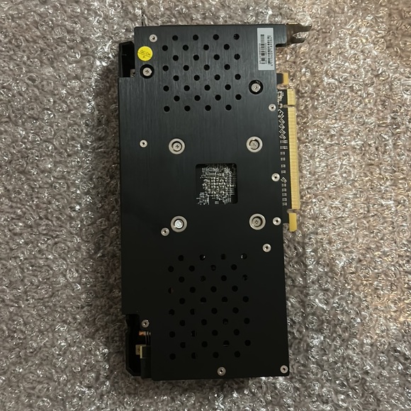 PowerColor Red Dragon Radeon RX 570 4GB - Picture 3 of 6